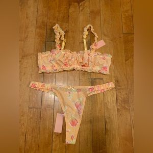 Mentionables Bra and Thong Set NWT